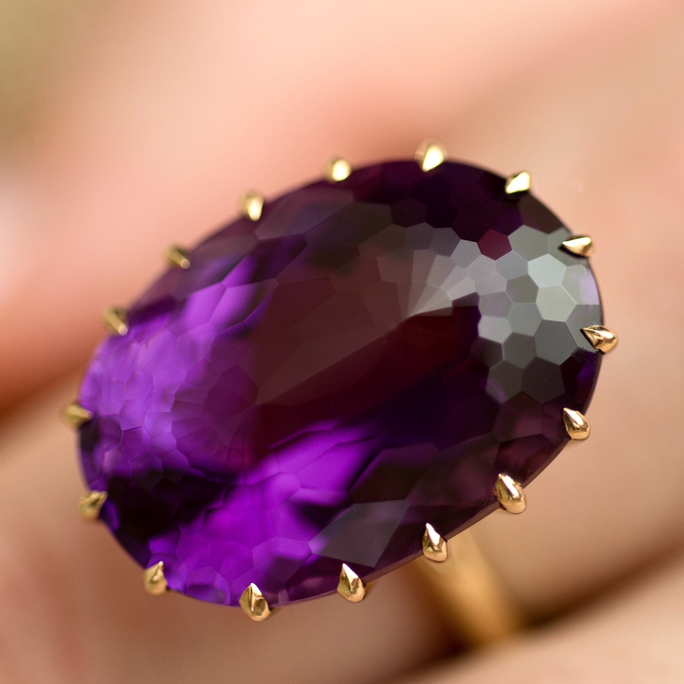 Amethyst - 10 facts about this stone