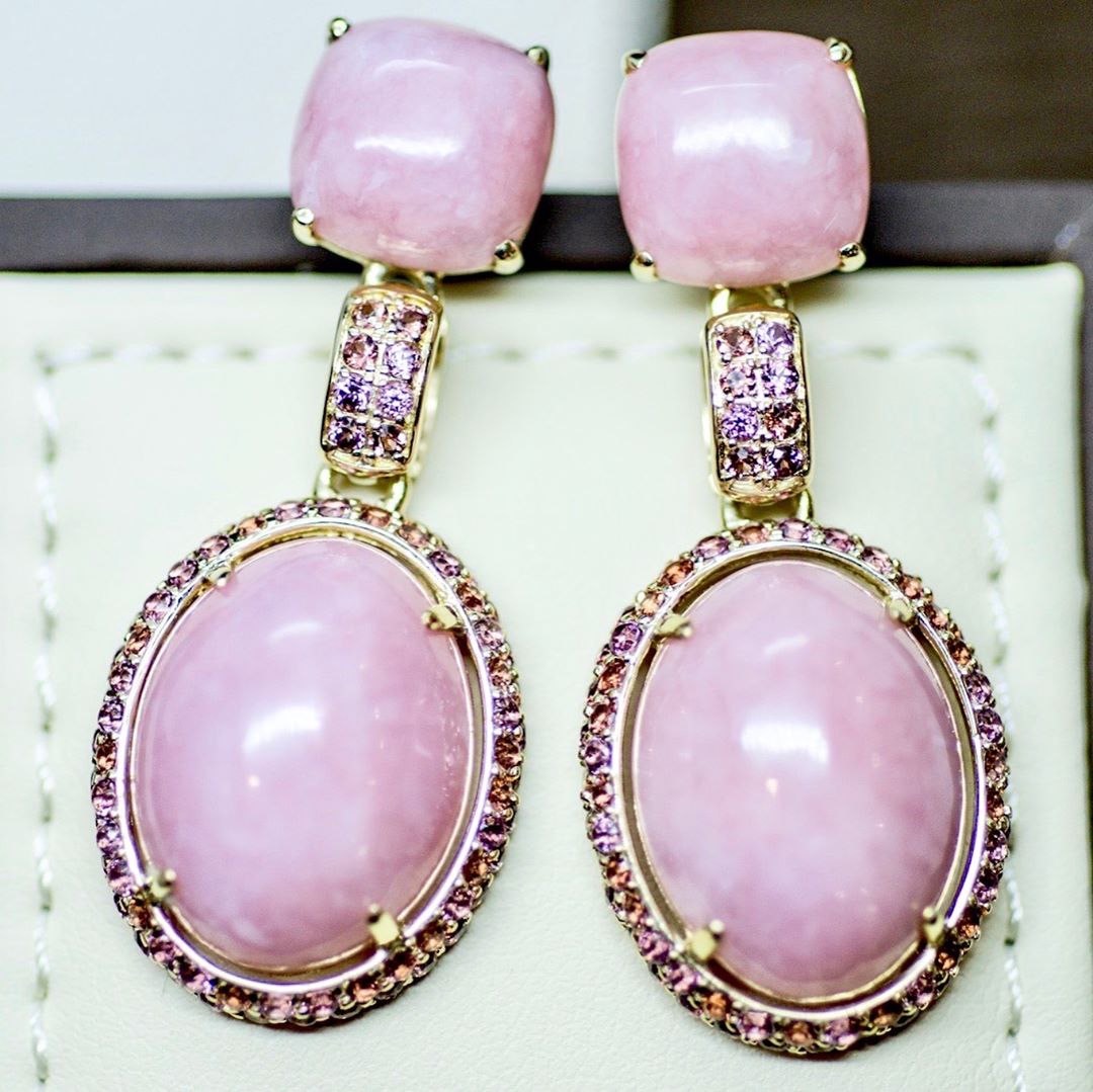 Pink opal