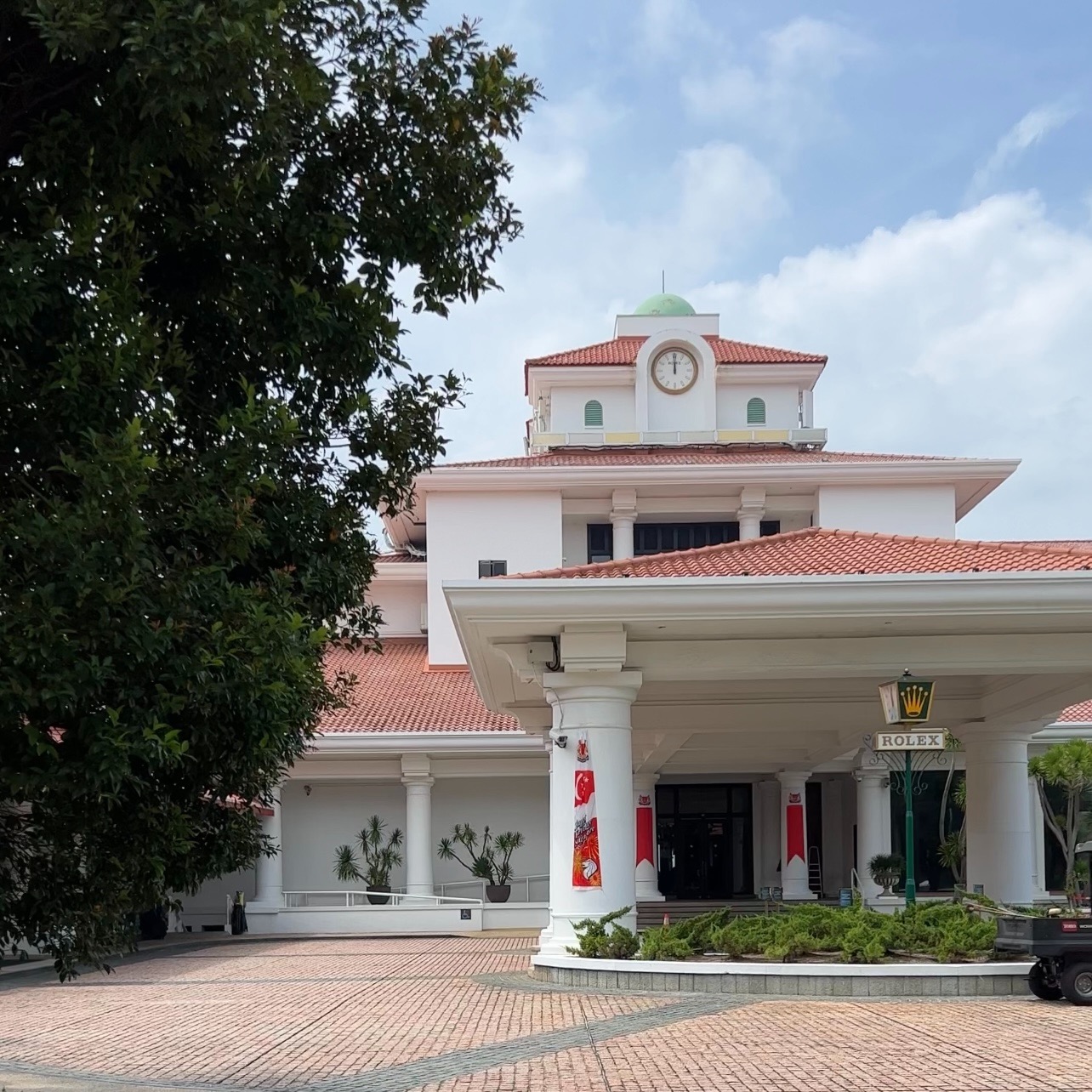 Pop-up at Sentosa golf club