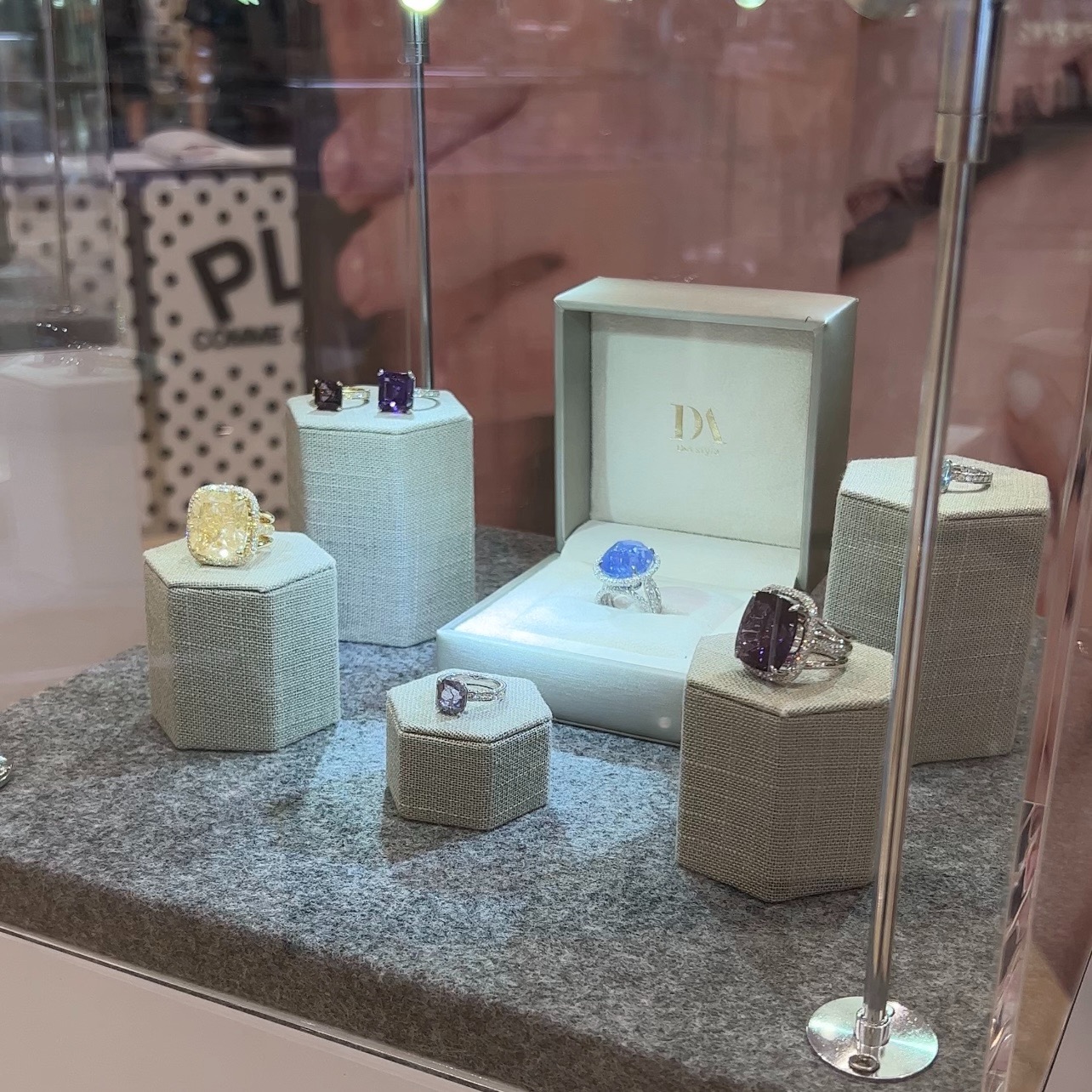 D&A Pop-up at Takashimaya D.S.