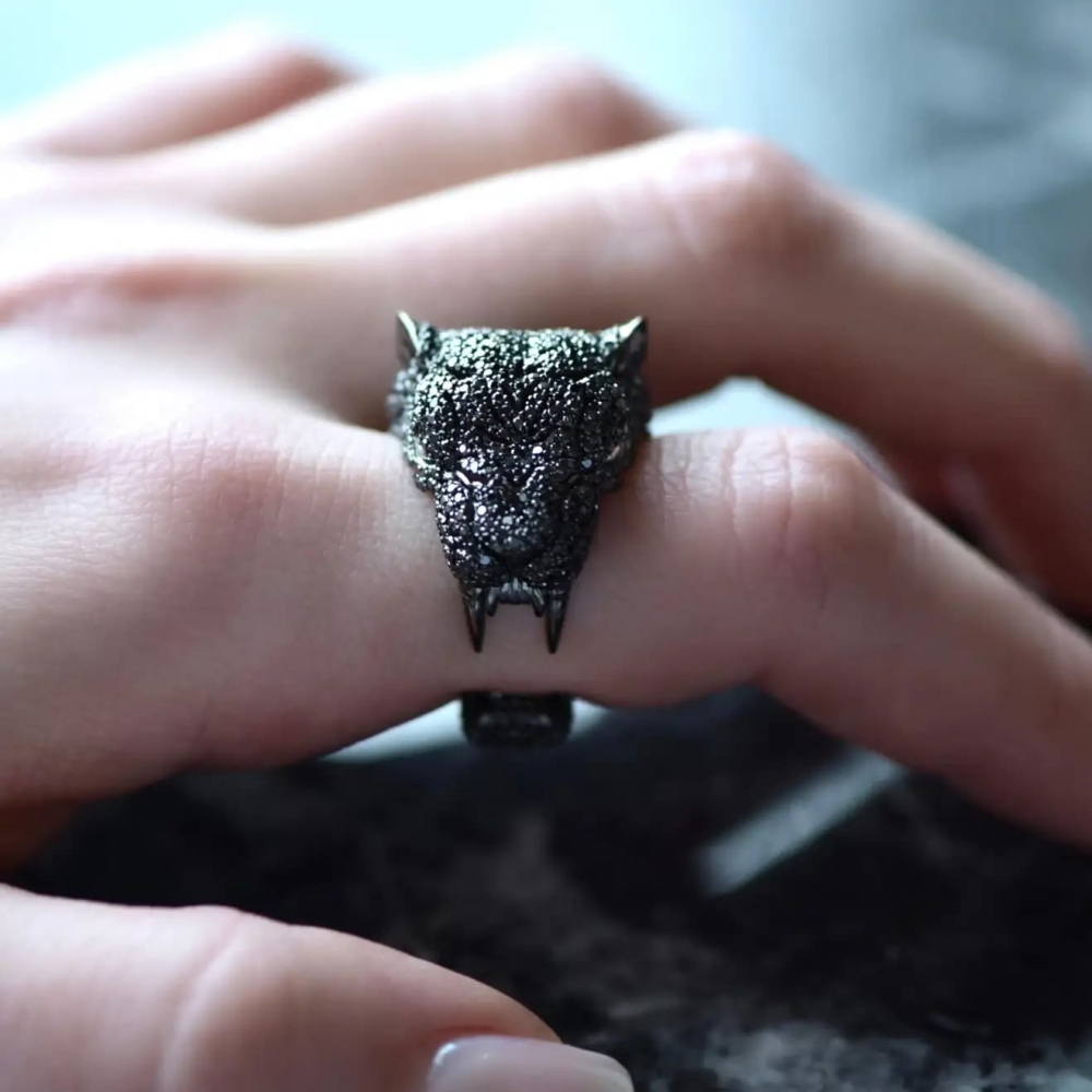 3,3 Carat Black Diamonds 18 Karat Black Gold 