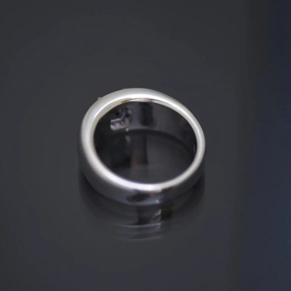 1.6 Carat Purplish Grey Natural Spinel 14 Karat White Gold Ring