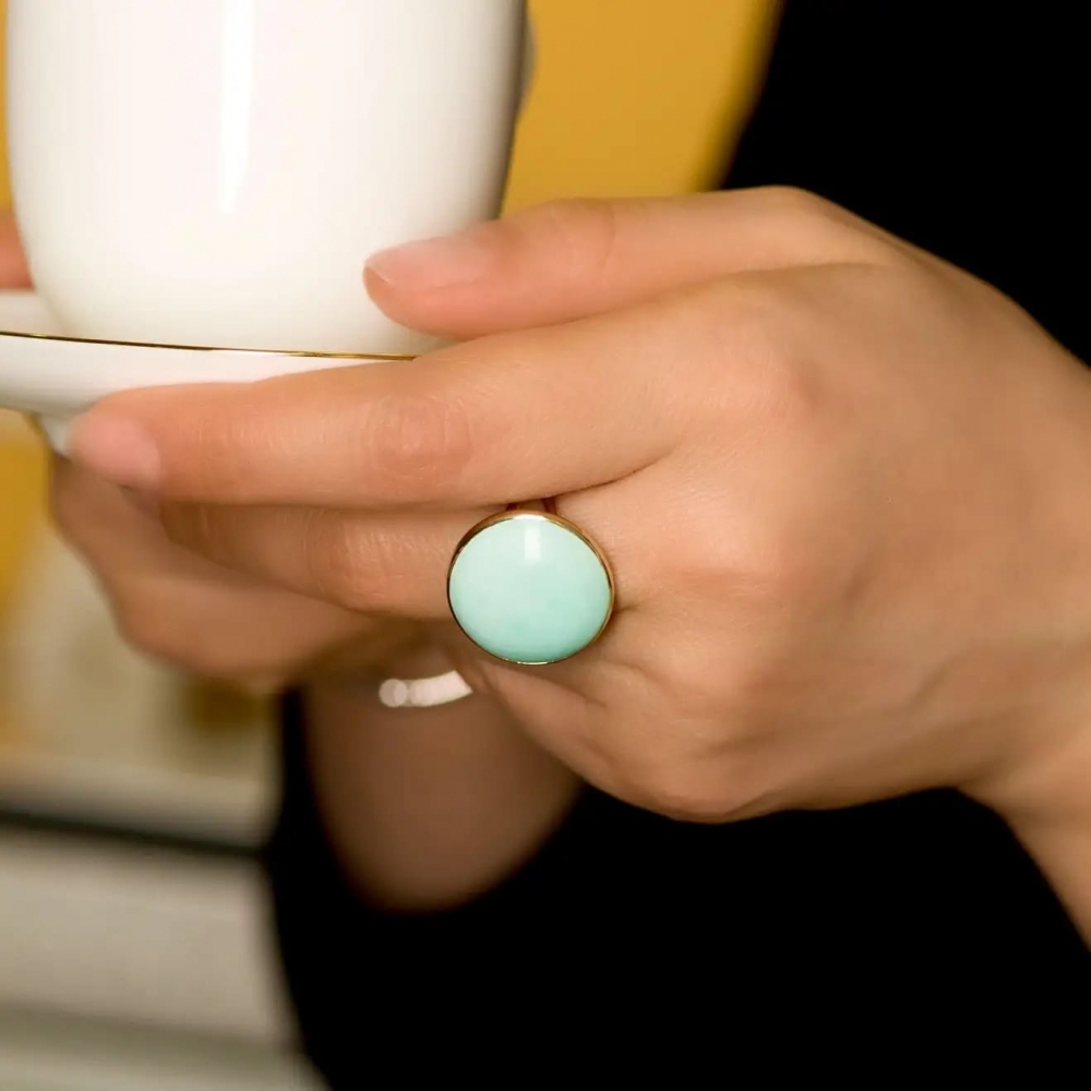 16.5 Carat Natural Blue Armenian Turquoise 18 Karat Yellow Gold Cocktail Ring