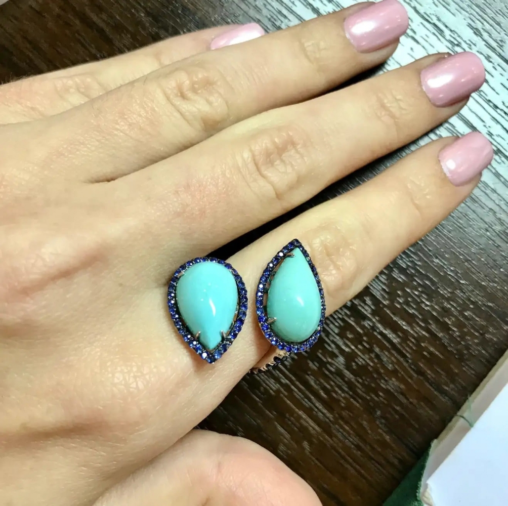 15 Carat Armenian Blue Turquoise Sapphire 14 Karat White Gold Cocktail Ring